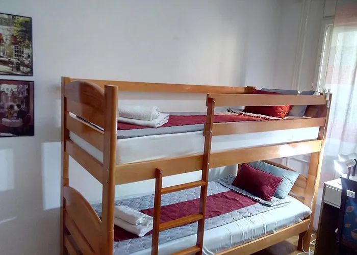 The Апартаменти *